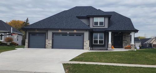 9334 S Arbor Creek Drive, Oak Creek, WI, 53154 | Card Image