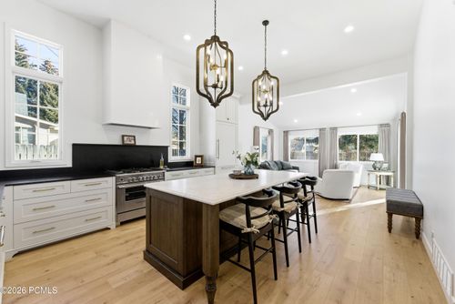 80 E 100 N, Midway, UT, 84049-6823 | Card Image