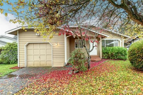 2312 117th Pl Sw, Everett, WA, 98204-4791 | Card Image