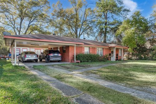 661 W 71st St, Shreveport, LA, 71106-2901 | Card Image