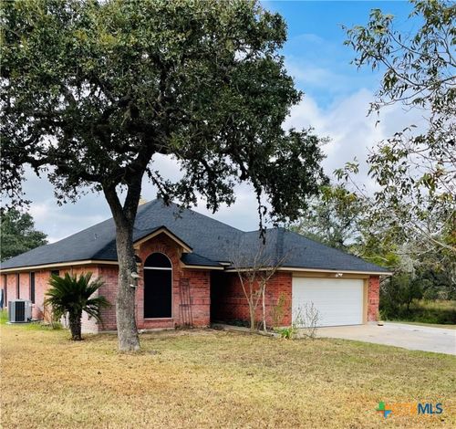 2110 Live Oak Road, Cuero, TX, 77954 | Card Image