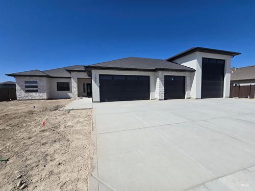 1537 Tule Dr, Twin Falls, ID, 83301-3747 | Card Image