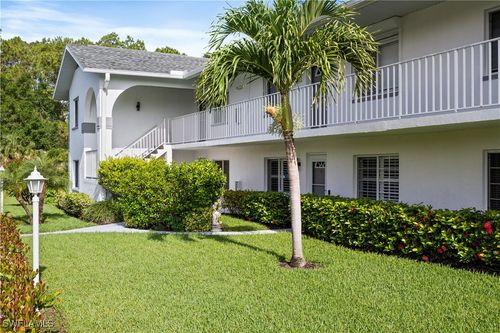 apt-10-121 Gabriel Cir, NAPLES, FL, 34104-5471 | Card Image