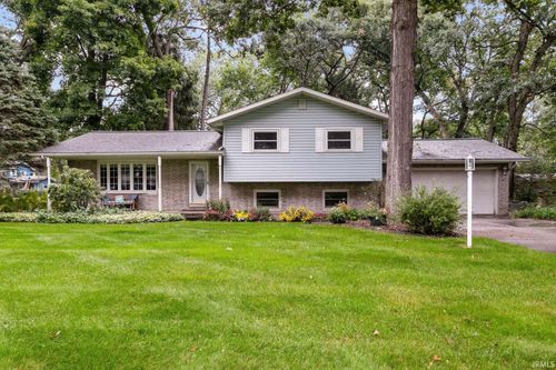 53332 Oakton Dr, South Bend, IN, 46635-1394 | Card Image