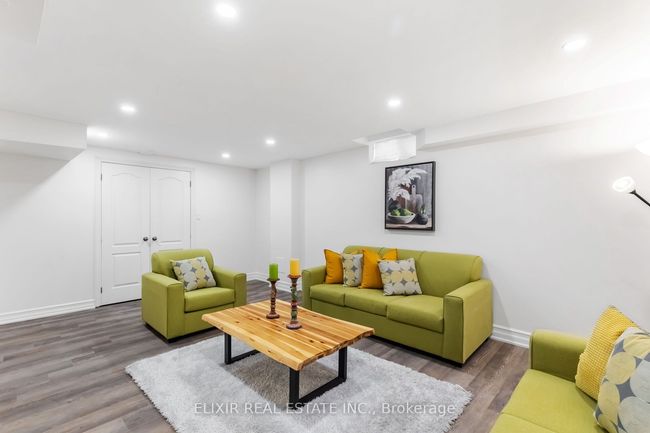 397 Burloak Dr, House other with 3 bedrooms, 3 bathrooms and 2 parking in Oakville ON | Image 30