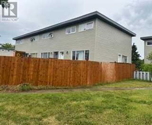 86-305 5 St, Wainwright, AB, T9W1A6 | Card Image