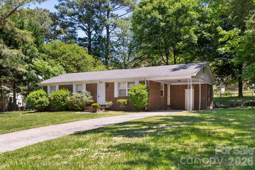 409 Anne Ave, Waxhaw, NC, 28173-8983 | Card Image