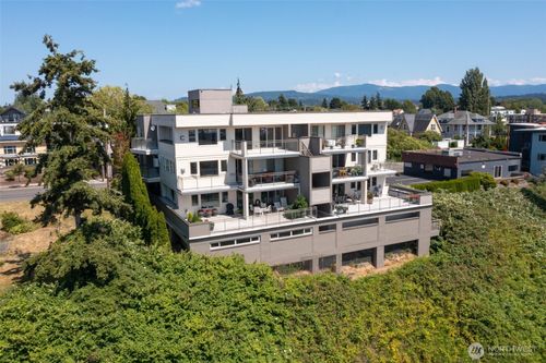 302-1301 W Holly St, Bellingham, WA, 98225-2933 | Card Image