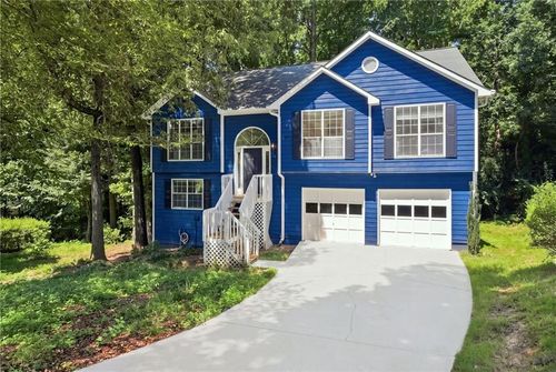 6715 Dogwood Point Ln, Tucker, GA, 30084-1240 | Card Image