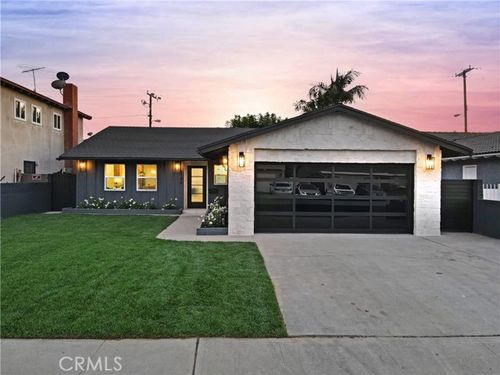  Parkcliff Street, Downey, CA, 90242 | Card Image