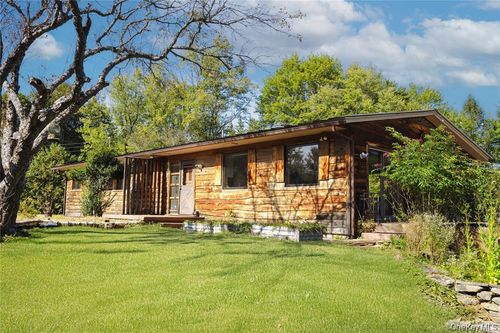 6652 State Route 42, Woodbourne, NY, 12788-7304 | Card Image