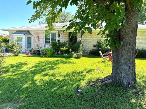 507 S Colorado St, Whitney, TX, 76692-2822 | Card Image