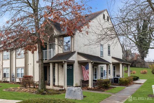 1703 Commons At Kingswood Dr, East Brunswick, NJ, 08816-5223 | Card Image