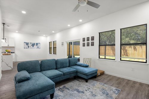 3605 Flint Rock Cir, Granbury, TX, 76048-5965 | Card Image