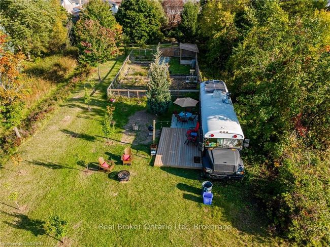 3318 Dundas St, House other with 3 bedrooms, 2 bathrooms and 6 parking in Burlington ON | Image 39