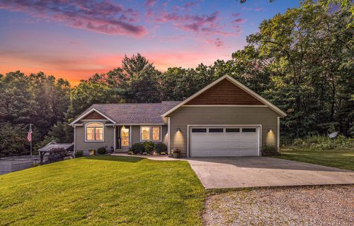 2933 Cedar Hills Ln, Twin Lake, MI, 49457-9604 | Card Image