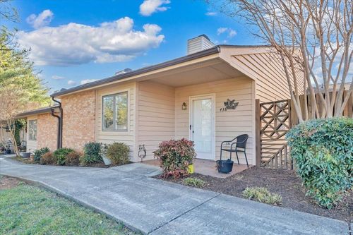 438 Windward Dr Sw, Roanoke, VA, 24018-0703 | Card Image