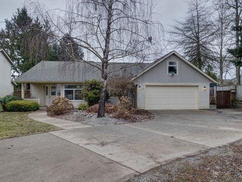 5641 Nickerson Rd, Sechelt, BC, V7Z0M6 | Card Image