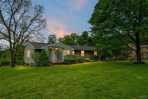 8940 Cazenovia Road, Pompey, NY, 13138 | Card Image
