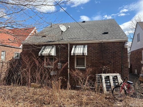 15841 Steel Street, Detroit, MI, 48227 | Card Image