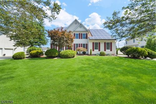 4 Margaret Dr, Somerset, NJ, 08873-2757 | Card Image