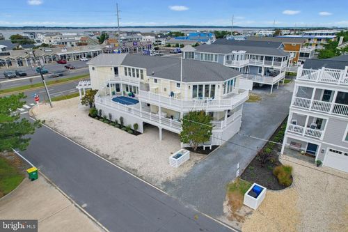 1301 Coastal Hwy, FENWICK ISLAND, DE, 19944-4420 | Card Image