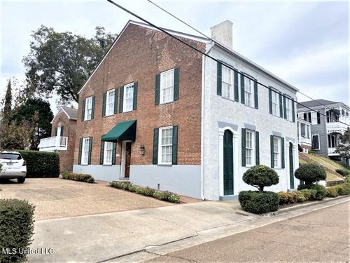 707 State St, Natchez, MS, 39120-3542 | Card Image