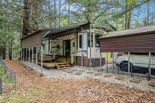 104 Pine Cir, Leroy, MI, 49655-9513 | Card Image