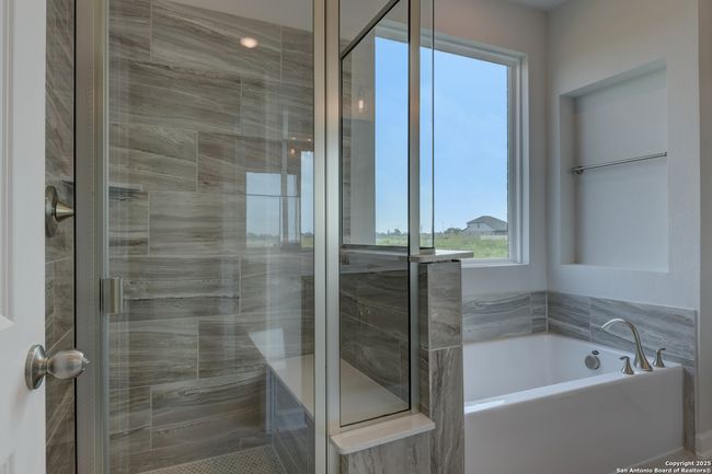 12836 Red Apple Rd., House other with 3 bedrooms, 3 bathrooms and null parking in Schertz TX | Image 22