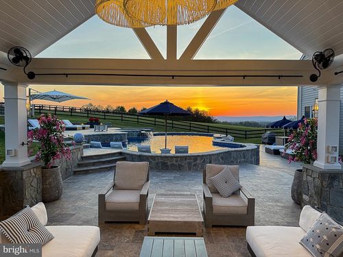 15097 Barlow Dr, WATERFORD, VA, 20197-1254 | Card Image