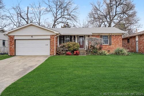 6717 E 30th St, Tulsa, OK, 74129-6255 | Card Image