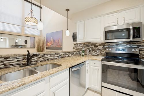 1704-18240 Midway Rd, Dallas, TX, 75287-4907 | Card Image