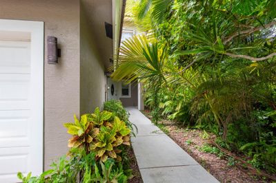 12768 Westhampton Circle, Townhouse with 3 bedrooms, 2 bathrooms and null parking in Wellington FL | Image 1