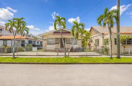 1468 Sw 2nd St, Miami, FL, 33135-2205 | Card Image