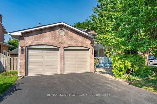 3036 Swansea Dr, Oakville, ON, L6L6H9 | Card Image
