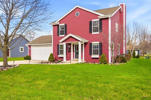 202 Stocks Drive, Delafield, WI, 53018 | Card Image