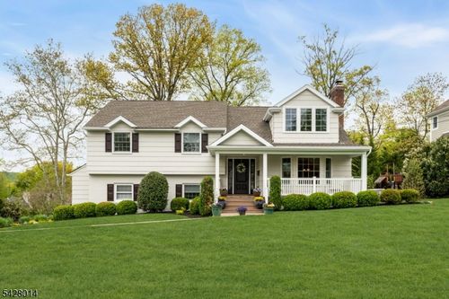 1050 Lawrence Ave, Westfield, NJ, 07090-3721 | Card Image