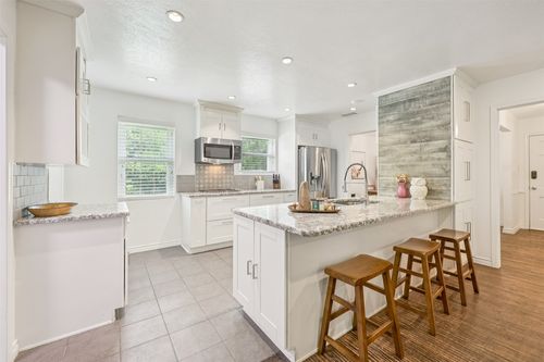 11839 Duxbury Dr, Dallas, TX, 75218-1848 | Card Image
