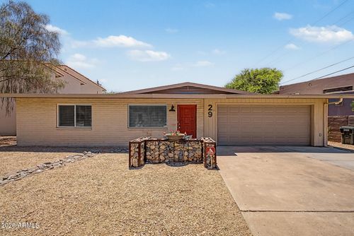29 E Foothill Dr, Phoenix, AZ, 85020-1012 | Card Image