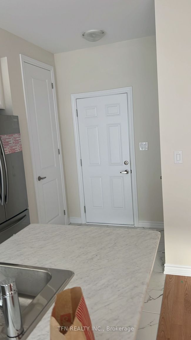 29 Ever Sweet Way, House attached with 3 bedrooms, 3 bathrooms and 1 parking in Thorold ON | Image 5