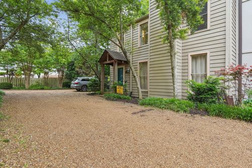 b-3608 Saratoga Dr, Nashville, TN, 37205-2540 | Card Image