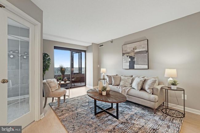 APT-811 - 2400 Clarendon Blvd, Condo with 2 bedrooms, 1 bathrooms and null parking in ARLINGTON VA | Image 15