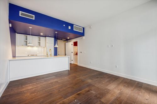 1405-70 Rainey St, Austin, TX, 78701-4740 | Card Image
