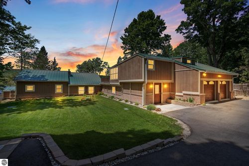 5541 Miles Rd, East Jordan, MI, 49727-9395 | Card Image