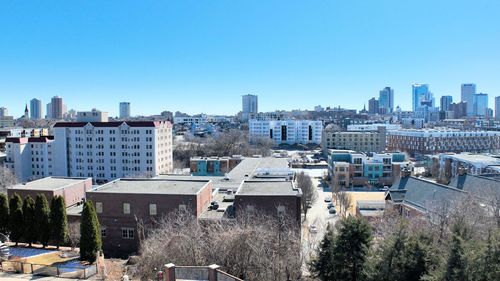 301 E Reservoir Ave, Milwaukee, WI, 53212-3743 | Card Image