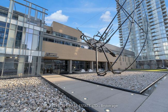 2308 - 3 Navy Wharf Crt, Condo with 3 bedrooms, 2 bathrooms and 1 parking in Toronto ON | Image 39