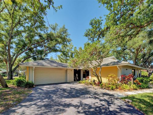 301-263 Southampton Dr, VENICE, FL, 34293-4275 | Card Image