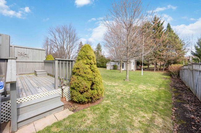 15 Eureka St, House other with 3 bedrooms, 2 bathrooms and 3 parking in Forest ON | Image 37