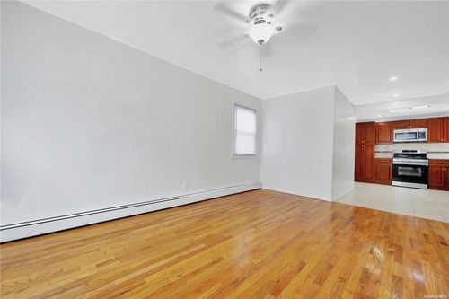 516 Beach Beach 72nd St, Arverne, NY, 11692-1126 | Card Image