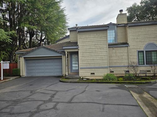 1-1 Burgundy Way, Yountville, CA, 94599-1377 | Card Image